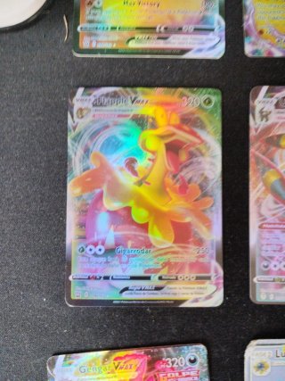 Cartas Pokémon VMAX, EX y GX
