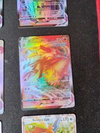 Cartas Pokémon VMAX, EX y GX
