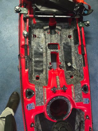 Kayak Mako 12 con motor y mas extras