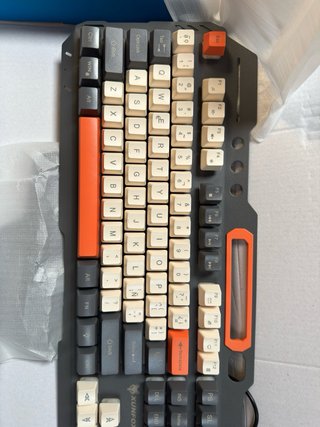 Teclado Gaming RGB Xunfox Gris y Naranja