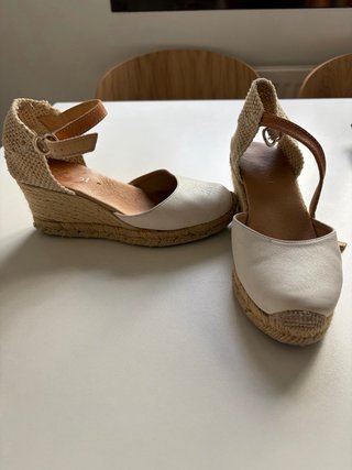 Sandalias Bravo Talla 36 Marrón y Dorado