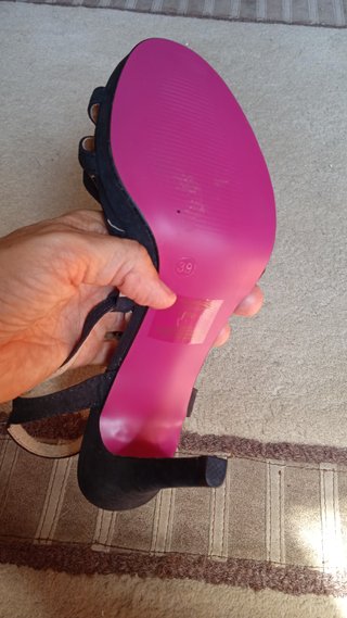 Sandalias negras T.39 con flor