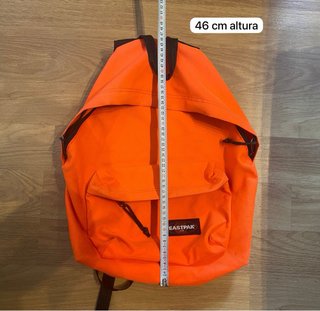 Mochila Eastpak Naranja