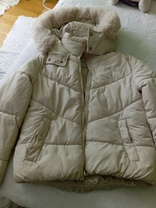 Plumas corto Bershka crudo T.S