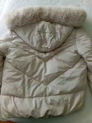 Plumas corto Bershka crudo T.S