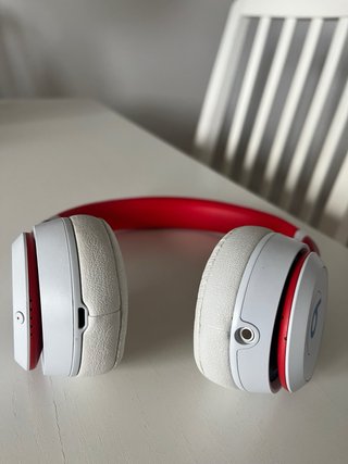 Cascos Beats Solo 3 Inalámbricos Blanco/Rojo