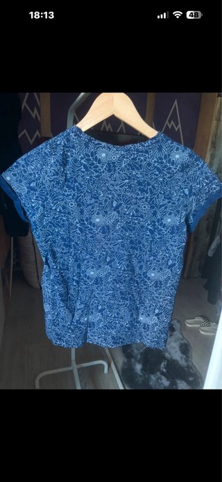 Camiseta Pull&Bear azul estampada