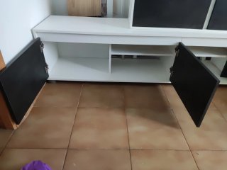 Mueble TV salón blanco y negro
