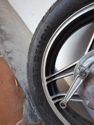Neumático Trasero Honda VF750