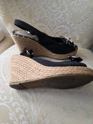 Zeppe Laura Biagiotti nere pois stile pin-up