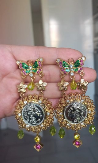 Pendientes Mariposa Chapados con Piedras