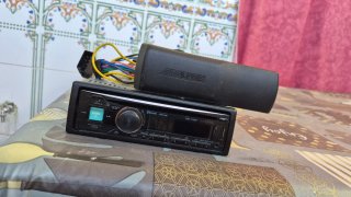 Radio Alpine CDE-173BT Bluetooth