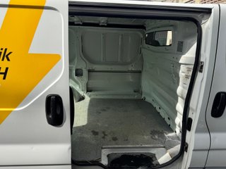 Renault Trafic  L1H1 2,7 t 2.0 dCi 115 Navi