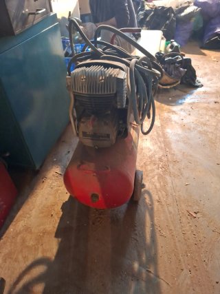 Compresor de aire 260L/min 8bar press, 2800rpm,220