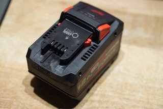 Batería Milwaukee M18 REDLITHIUM FORGE 12Ah