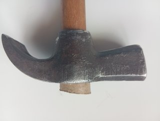 Martillo antiguo de carpintero marca Rana  460 gr.
