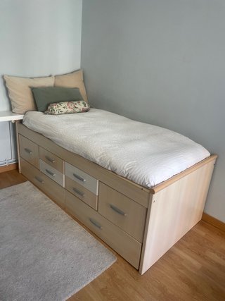 Cama individual con cajones