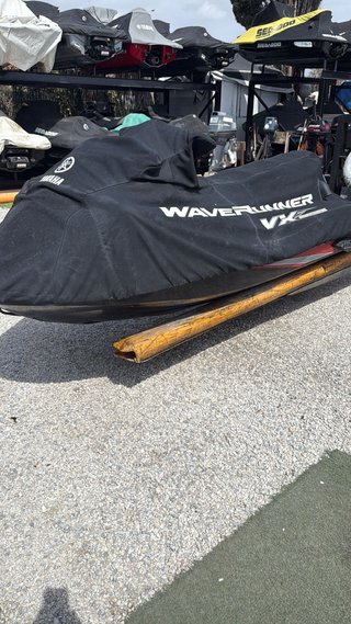 Moto de agua Yamaha VX 2018 Roja
