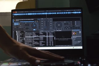 DJ Geliux (Eventos Profesionales) | Urban Music