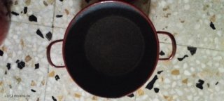 Juego de ollas antiguas de porcelana