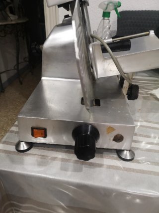 Cortadora de fiambre MC