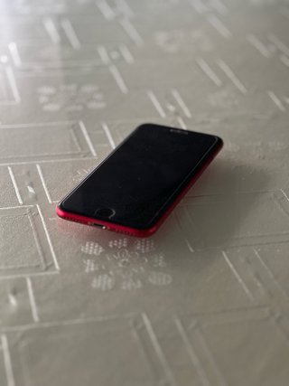 iPhone SE 2020 Rojo