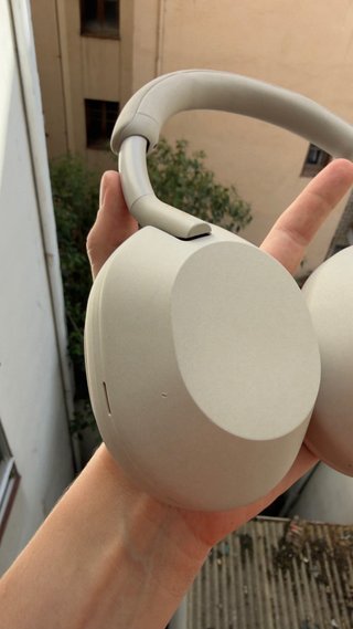 Auriculares Sony WH-1000XM5 Beige