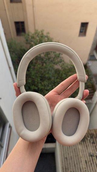 Auriculares Sony WH-1000XM5 Beige