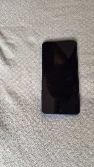 Samsung Galaxy S25 128GB.