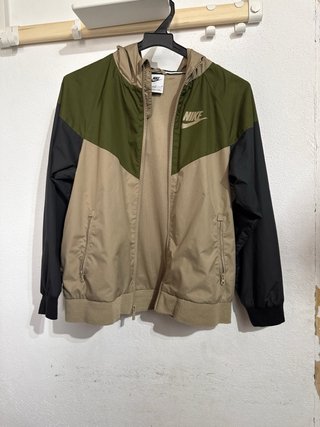 Cortavientos Nike neutro 137-147cm