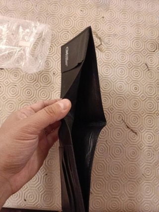 Portafogli nero e grigio