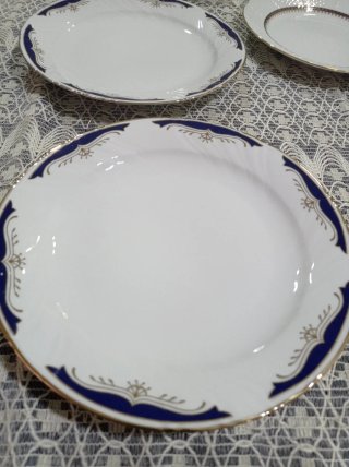 Platos de porcelana sueltos