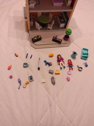 Casa Playmobil con muebles