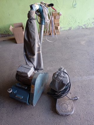 Pulidora y dos orilleras