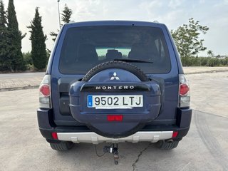 Mitsubishi Montero 2009