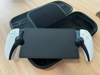 Playstation Portal Blanco y Negro