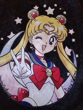 Camiseta Sailor Moon Negra Talla M/S.  Top
