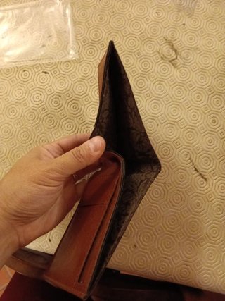 Portafogli in pelle marrone