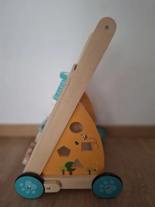 Caminador infantil de madera