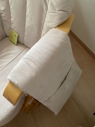 Mecedora lactancia madera + reposapiés