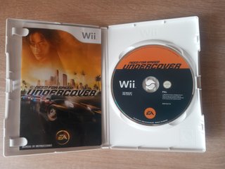 Juego Wii Need for Speed Undercover + Volante