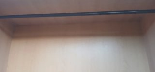 Armario de madera beige