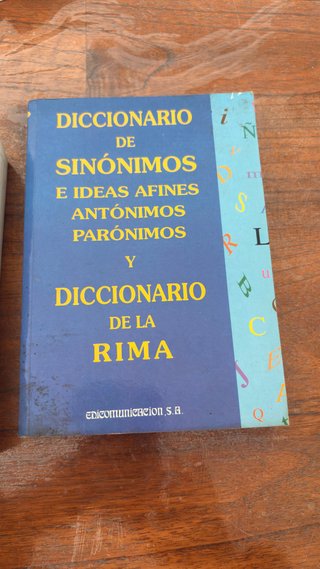Diccionarios de la lengua española y sinonimos