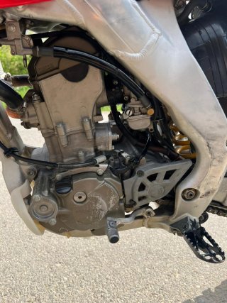 Honda CRF 250 Motocross Roja y Blanca, MATRICULADA