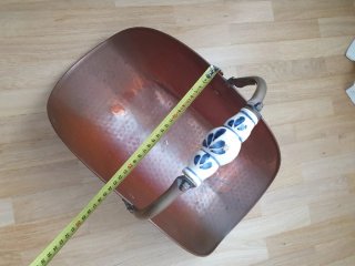 Leñero/Revistero Vintage Cobre