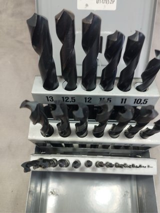 Caja de 25 BROCAS HSS de 1/13-0’5.