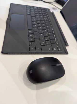 Microsoft Surface Pro 6 128GB SSD 8GB RAM