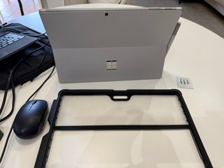 Microsoft Surface Pro 6 128GB SSD 8GB RAM