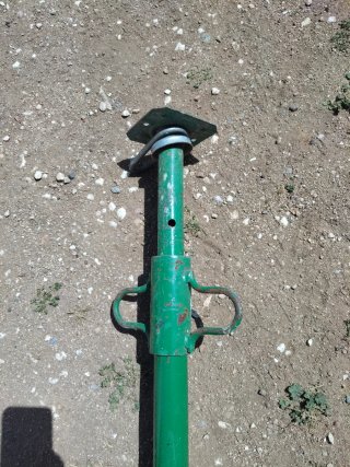 5 Puntales metálicos verdes