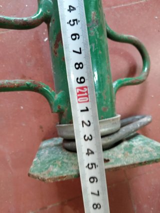 5 Puntales metálicos verdes